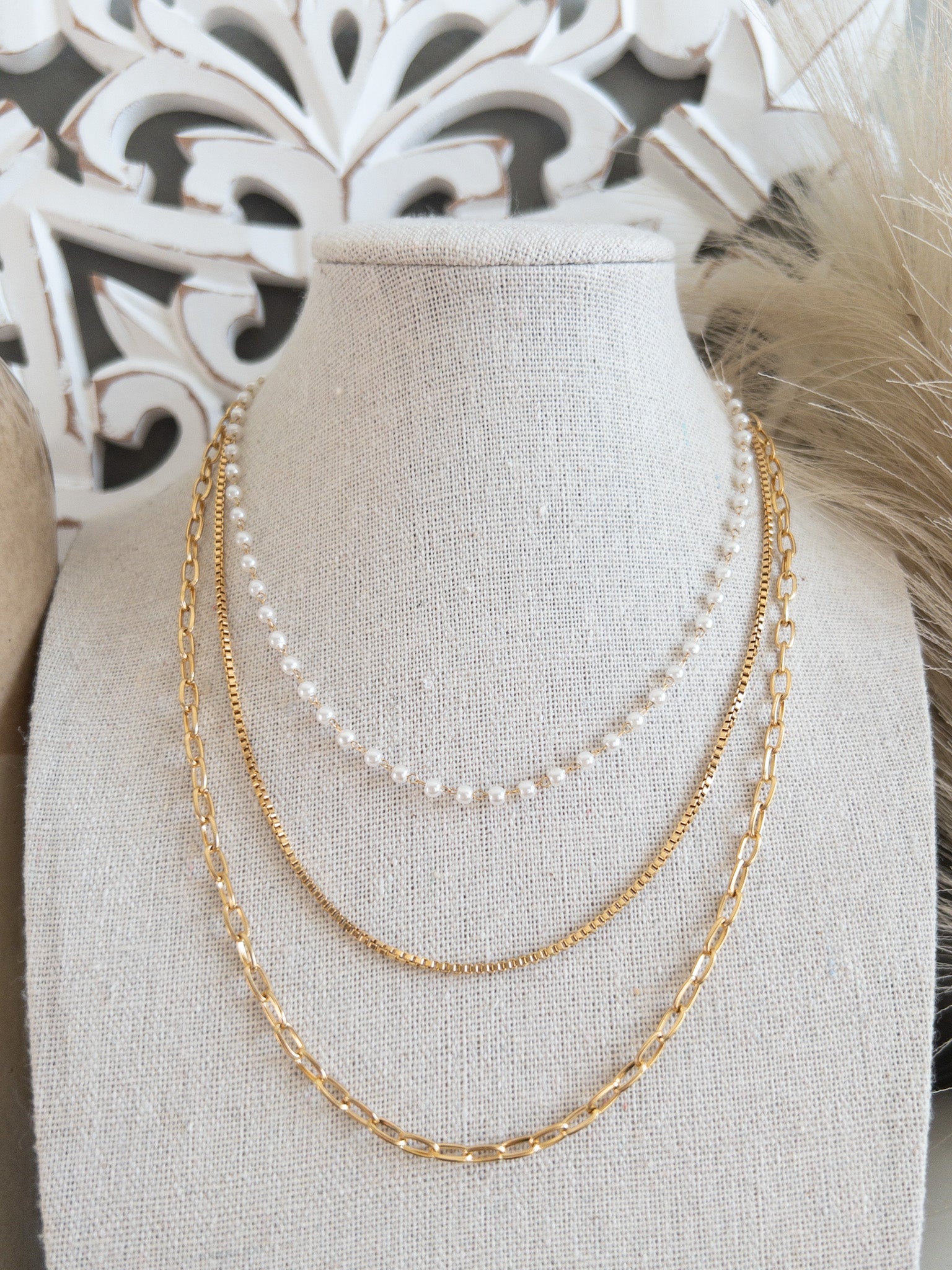 PEARL LAYERED NECKLACE